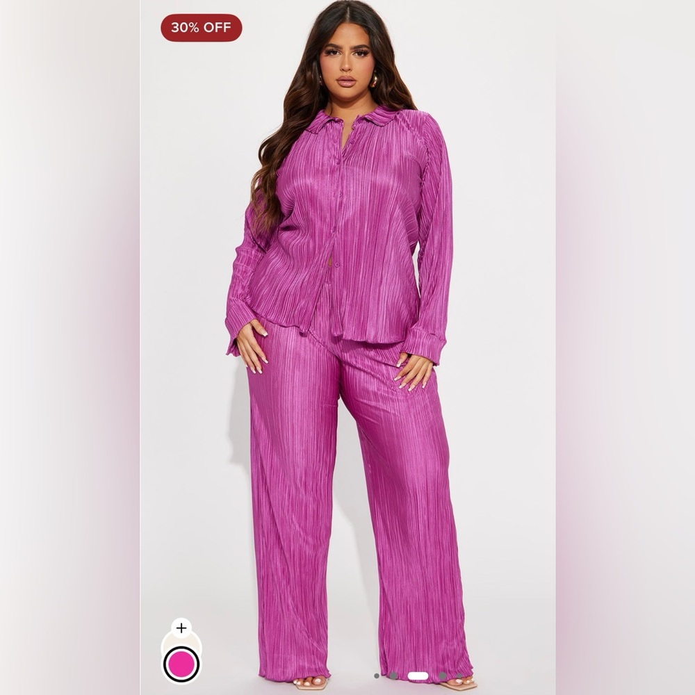 Fashion Nova Pink Pleated Set